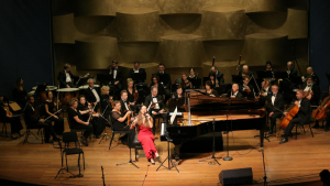 אורית וולף והתזמורת הסימפונית אשדוד. צילום גלעד שעבני